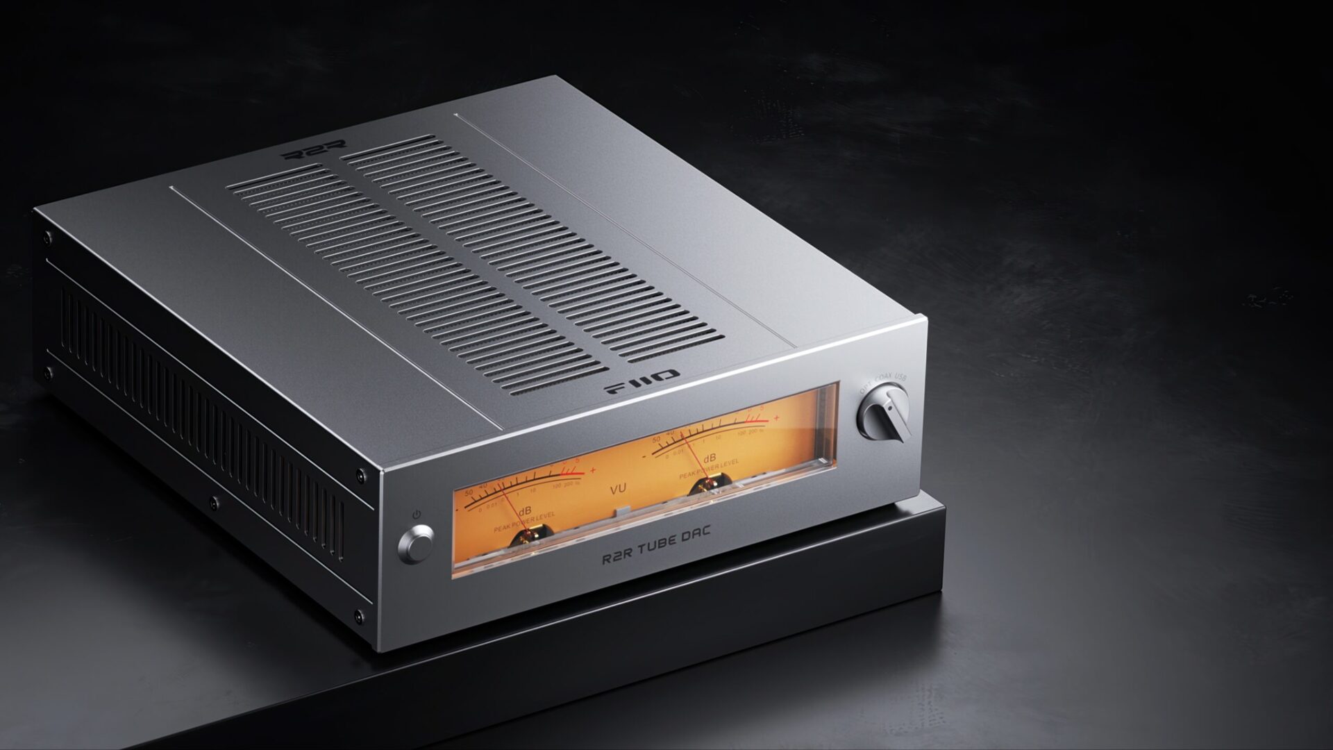 Warmer R2R DAC: FiiO blander gammelt og nyt