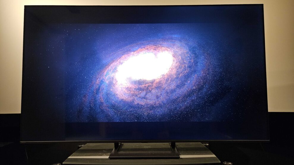 Hisense E8Q test L&B (7) Hisense E8Q test L&B (7)