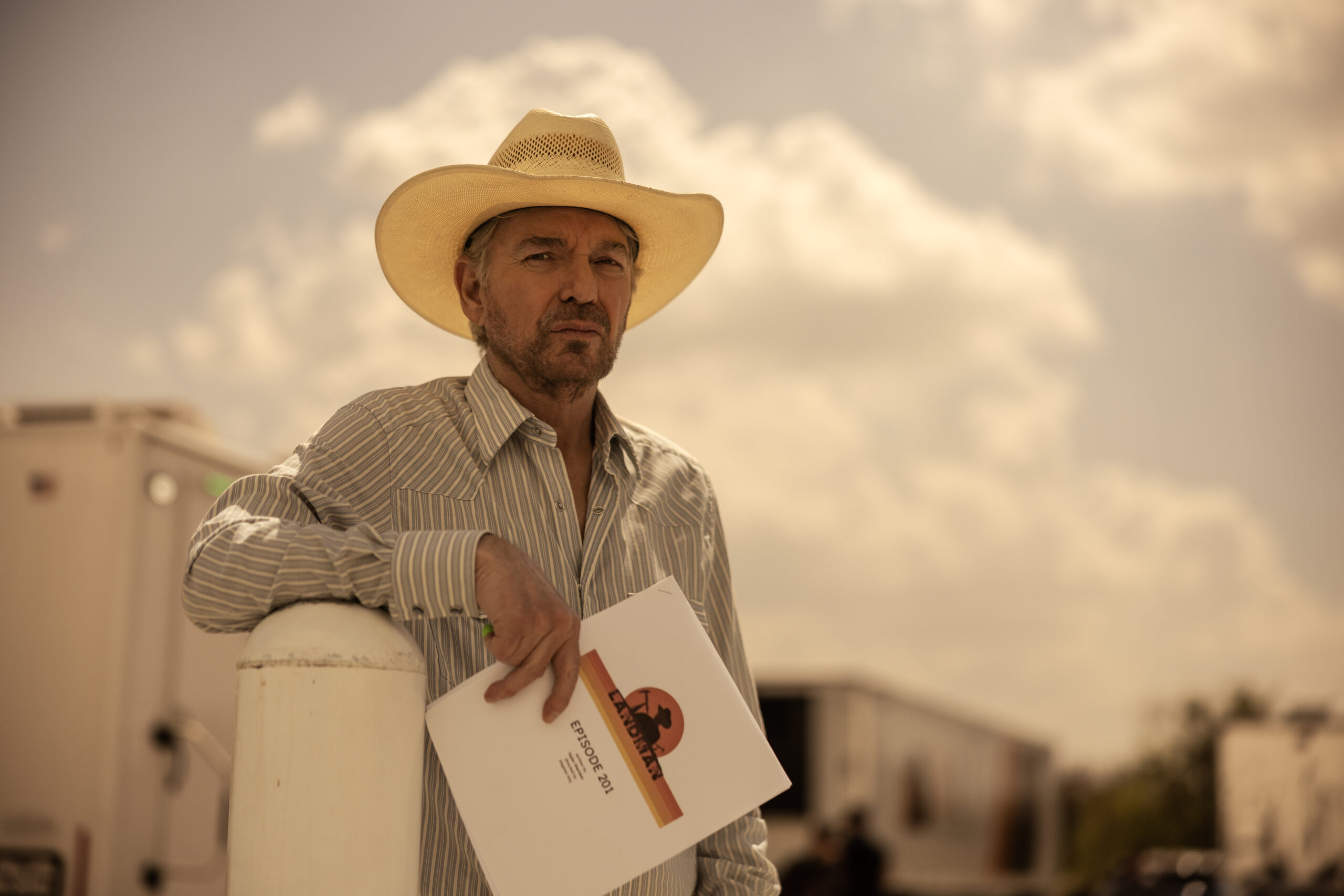 Landman, sæson 2, eps. 1-2 3 Landman sesong 2 b 1 scaled 1