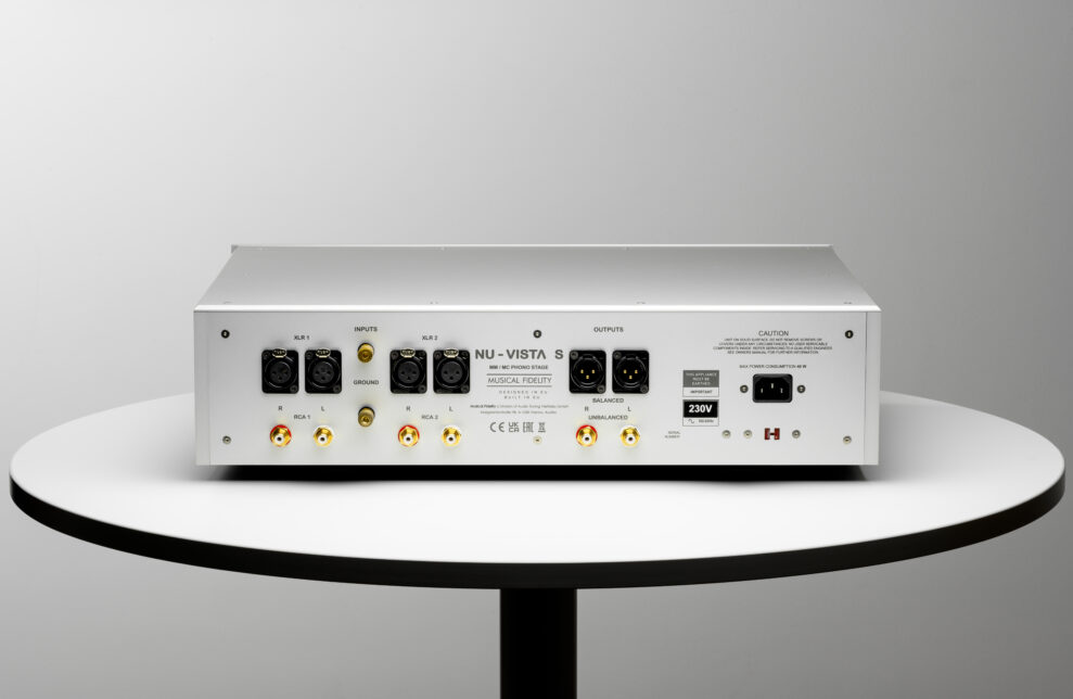 Musical Fidelity NU-VISTA Vinyl S lanceret 2 Nu Vista Vinyl S Silver Baclside 1