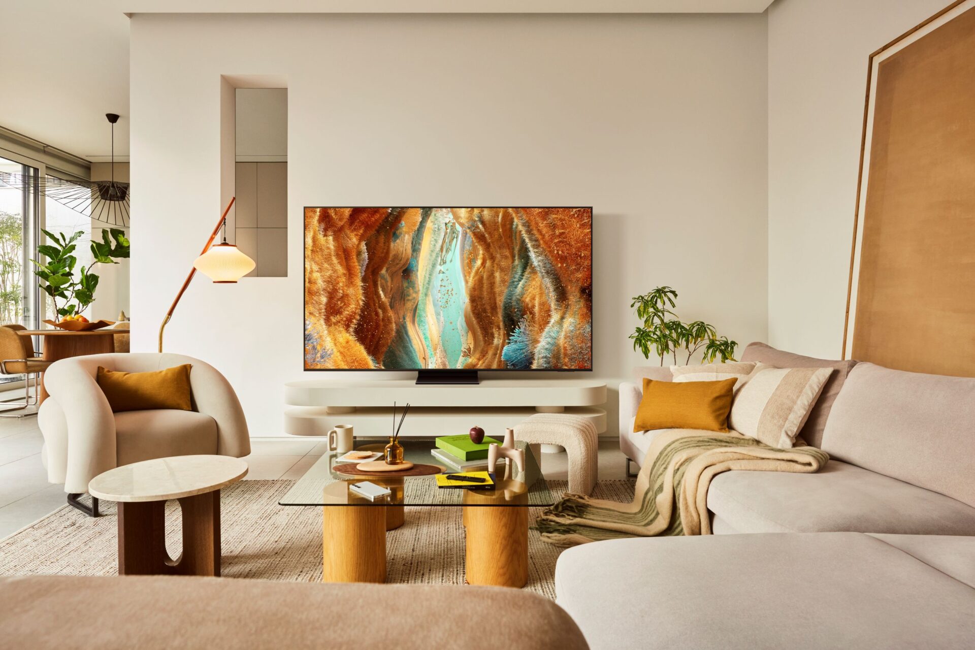 Samsung QN70F (TQ65QN70F) 2 QN70F FRONT STAND BeautyShot 18967 R3