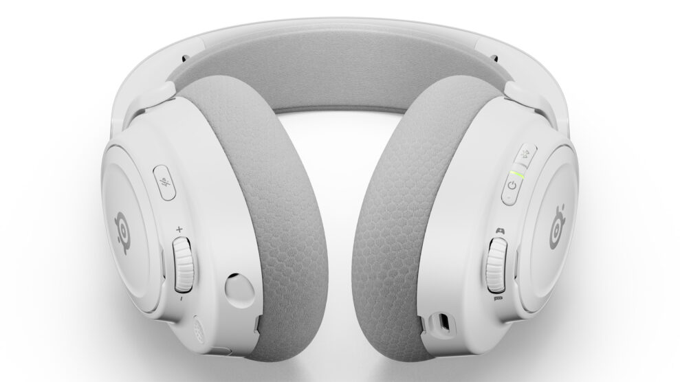 arctis_nova_7_wl_gen_2_white_bottom arctis_nova_7_wl_gen_2_white_bottom