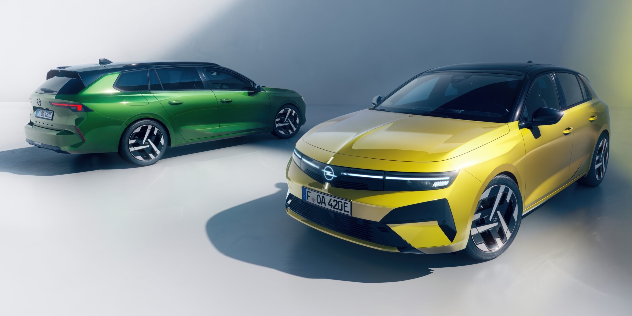 Opel Astra Electric facelift: Elbilen der oplader din elcykel 4 New-Opel-Astra-Electric_1