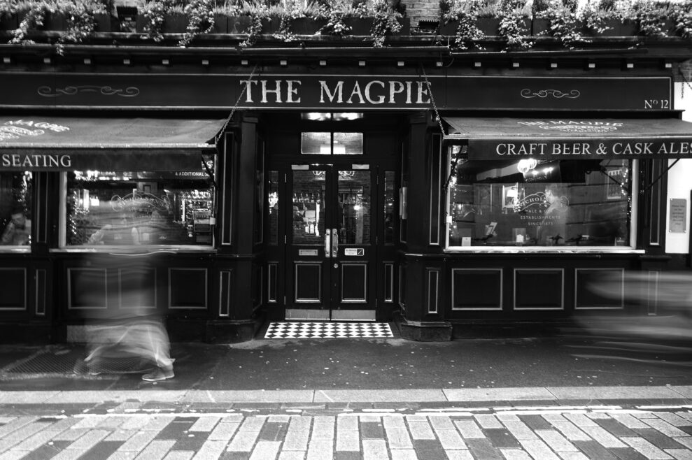 Q3 Monochrom_10 Q3 Monochrom_10