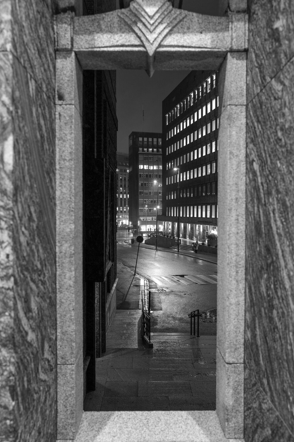 Q3 Monochrom_18 Q3 Monochrom_18