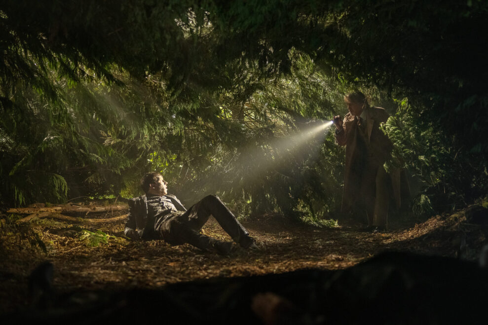 Wake Up Dead Man - A Knives Out Mystery_2 (13)