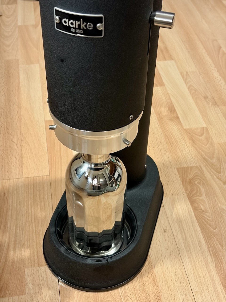 Aarke-carbonator-pro-thermos-web Aarke-carbonator-pro-thermos-web