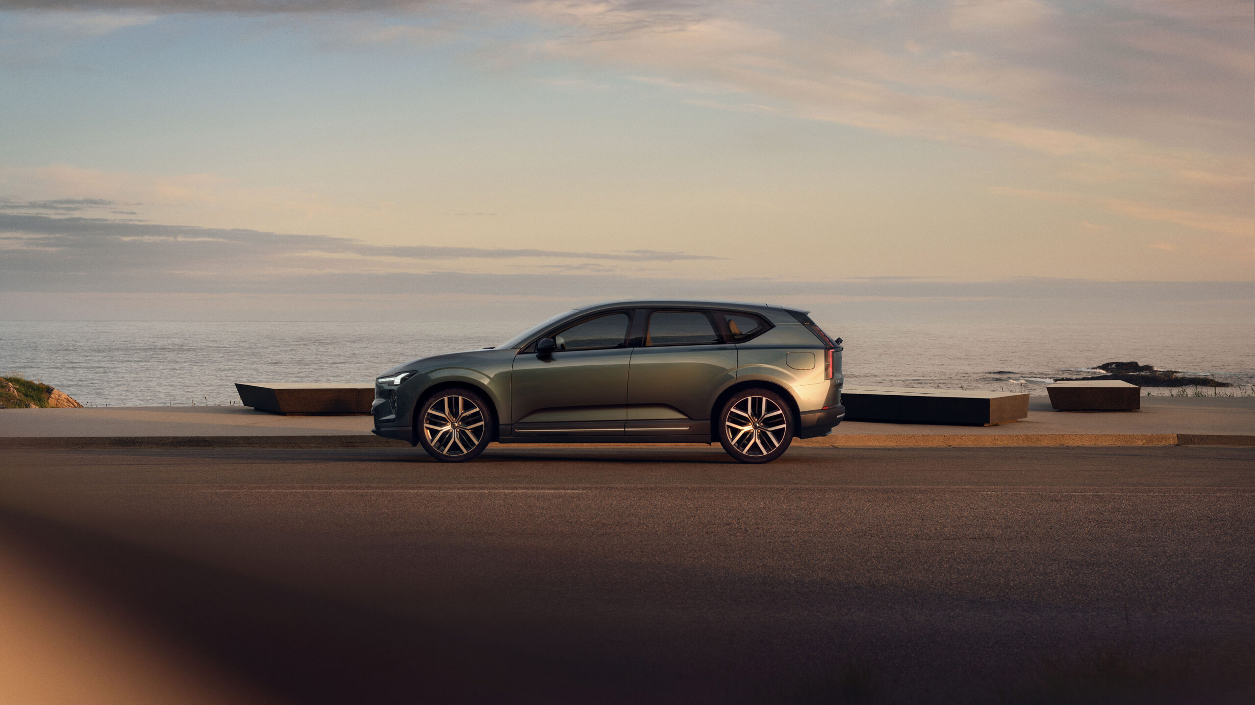 Volvo EX60 JPG Full-TIM_1167_EX60_3Q_REAR