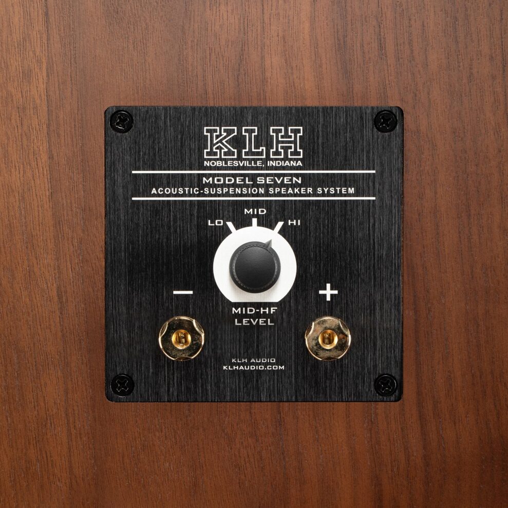 KLH Model 7 Walnut 10