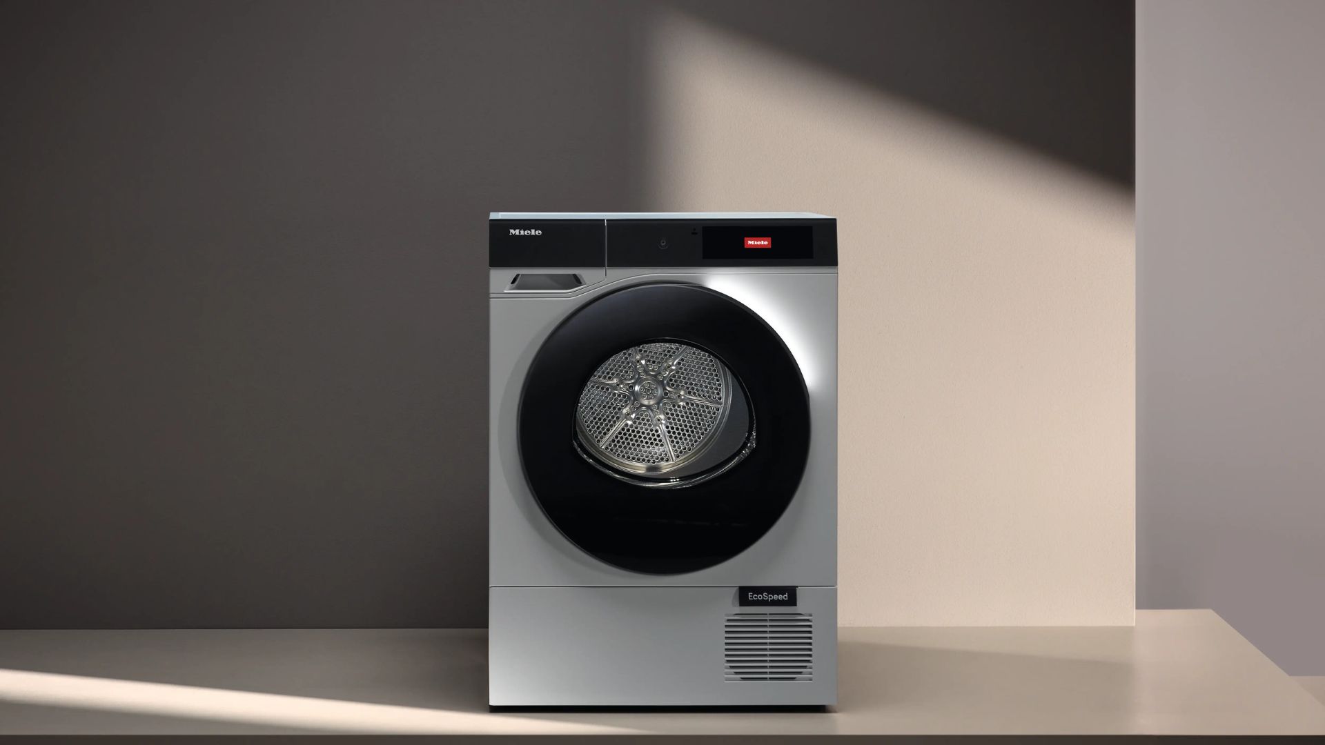 Miele Tørretumbler TQ 1000 WP Nova Edition