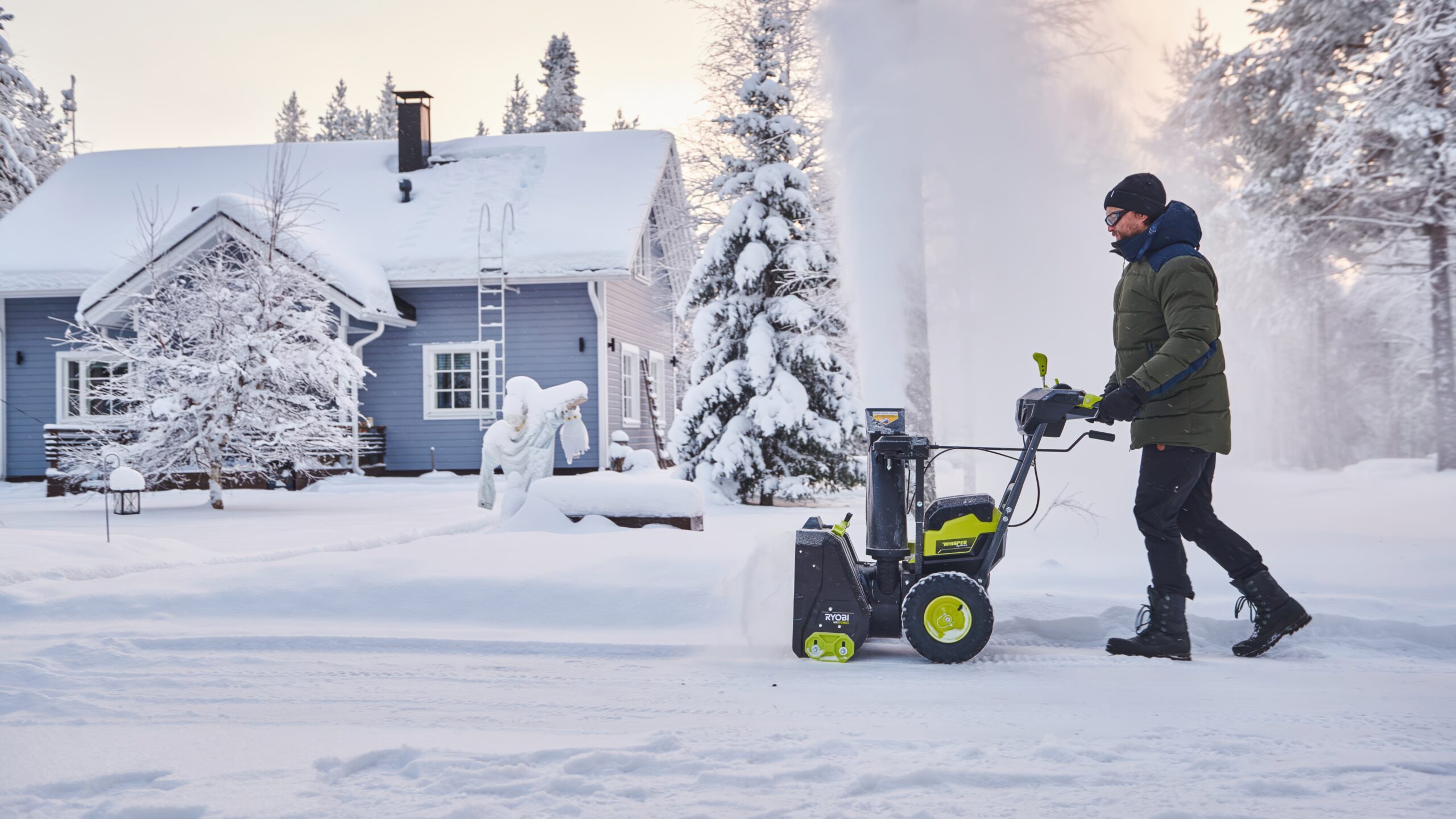 Ryobi RY36STX56A 2 Robi RY36STX56A-250 lifestyle