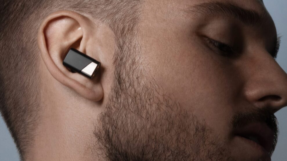 Top 10 - Hovedtelefoner 15 Status Pro X lifestyle 4 scaled 1