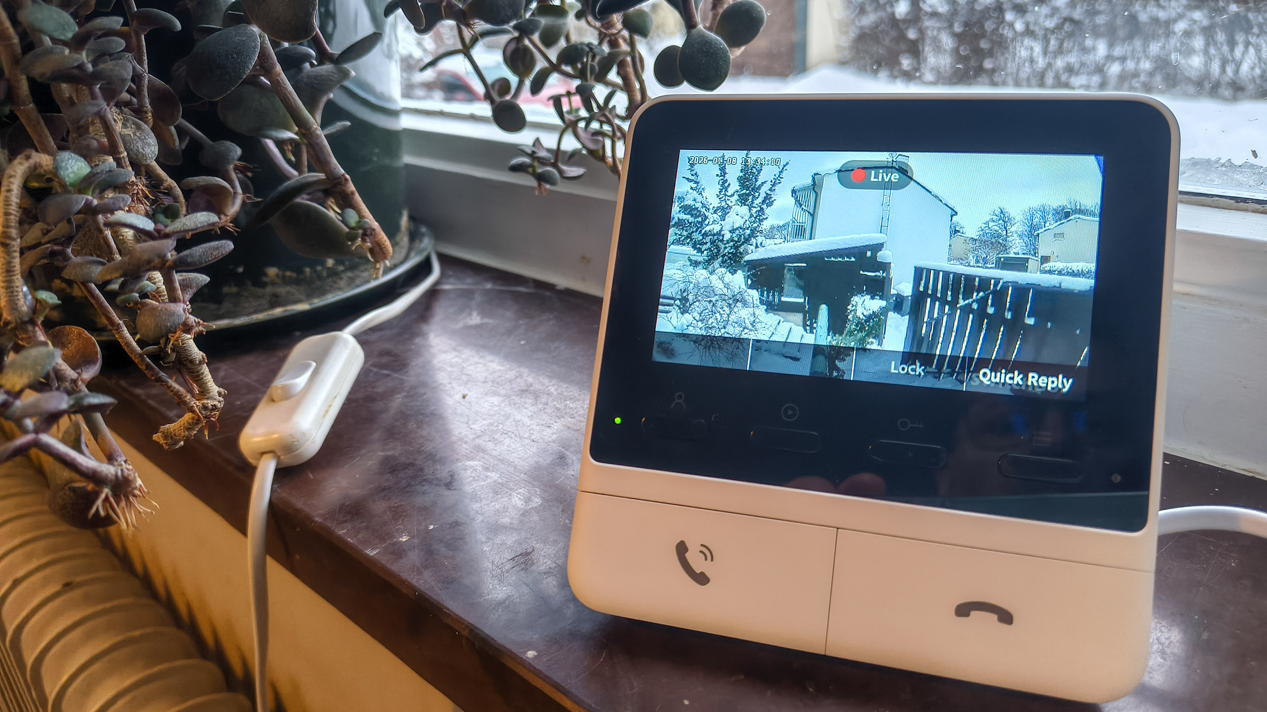 SwitchBot SmartVideoDoorbell 2