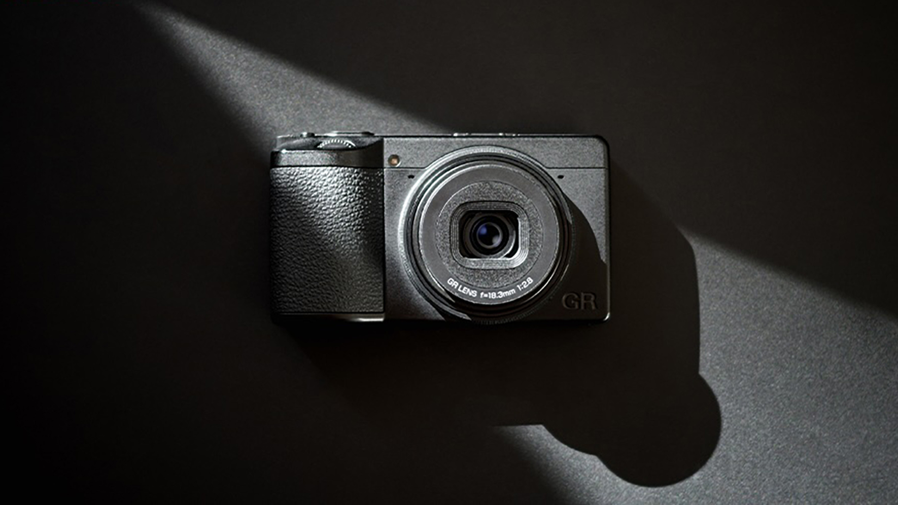 Ricoh GR IV Monochrome lanceret