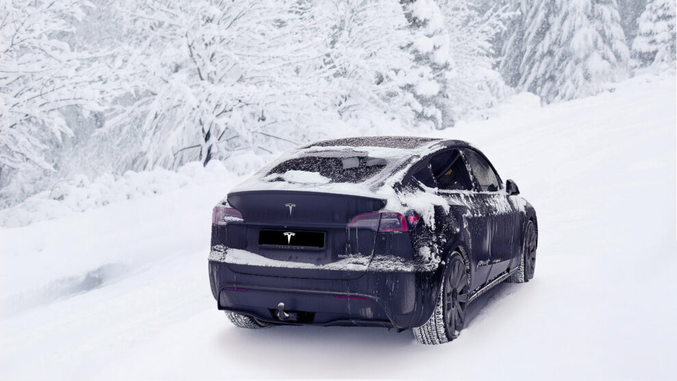 Elbil i kulden – den livreddende guide 1 Tesla Model Y Performance snow INT