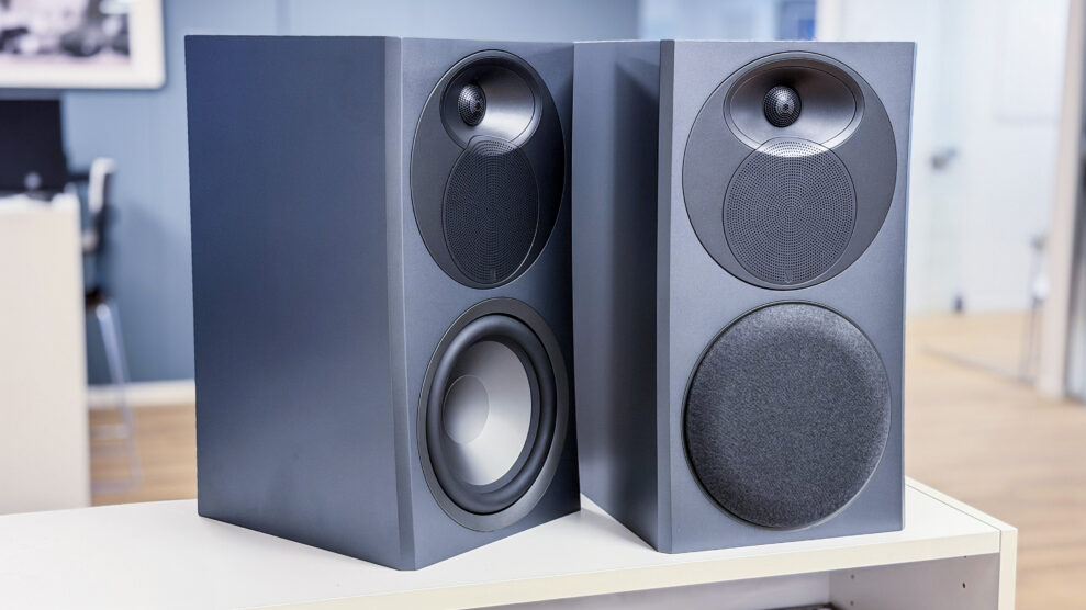 Arendal Sound 1610 Bookshelf 8 Spread GeirNordby