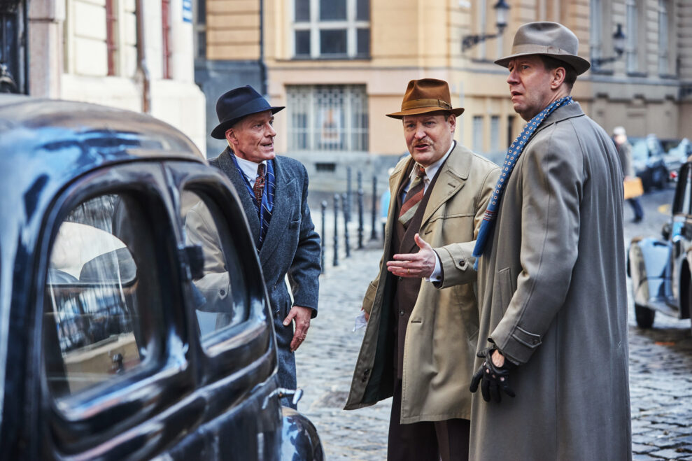 Den-svenske-kontakten_1-2-scaled