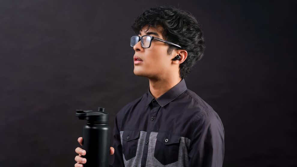 Top 10 - Hovedtelefoner 1 JLab Go Pods Lifestyle Studio Black 1000 Splashproof 2 scaled 1