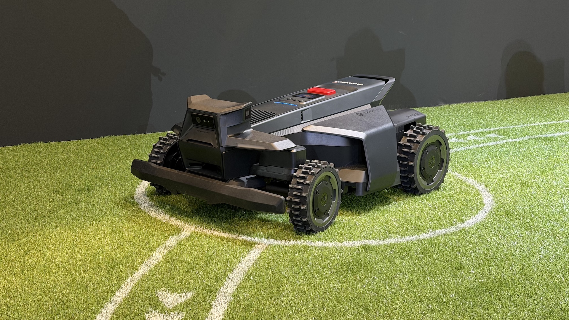 Navimows nye robotplæneklippere lover at passe bedre på din græsplæne 2 Navimow X4