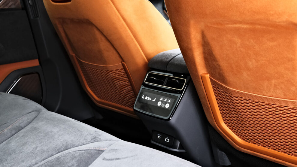 Yamaha-Sound-Zeekr-001-console