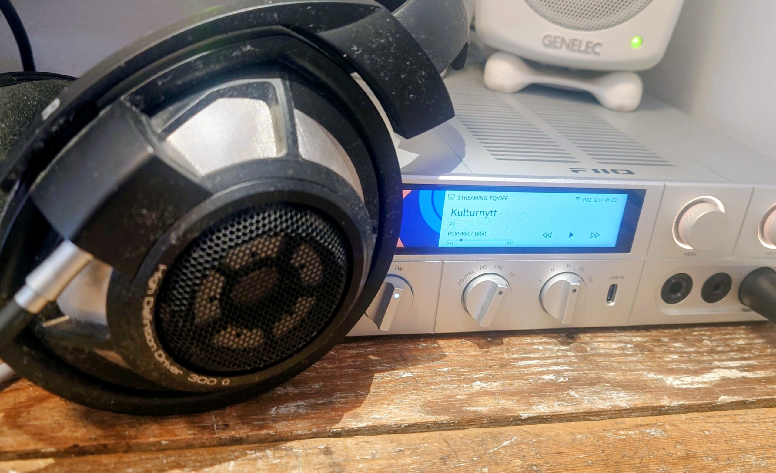 Fiio K17 4 Fiio K17 desktop med lurar scaled