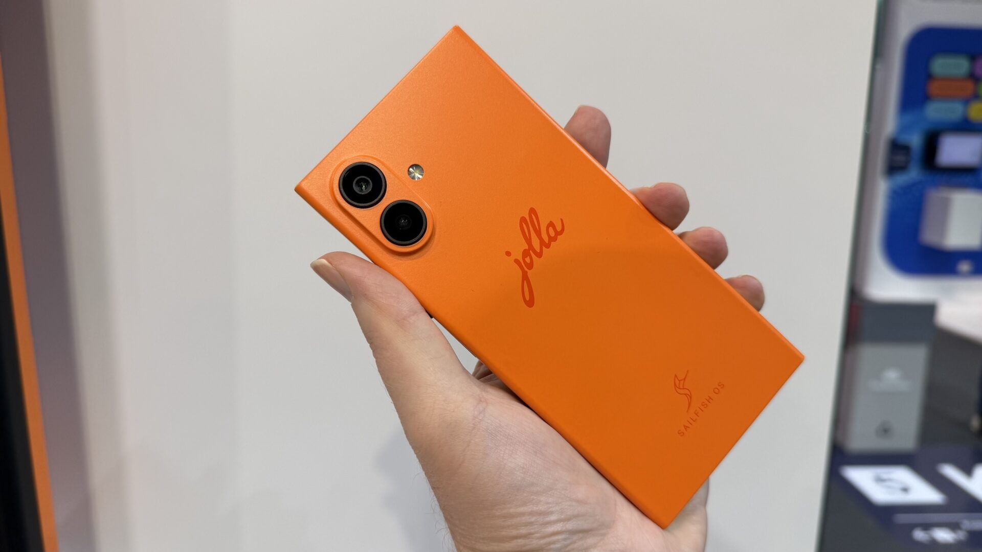MWC 2026: Jolla Phone er nu forudbestilt af 10.000 europæere