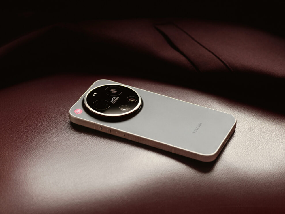Leica Leitzphone lanceret 5 Leitzphone Leica Design 01 1920×1440px PIM Press 989x742 1