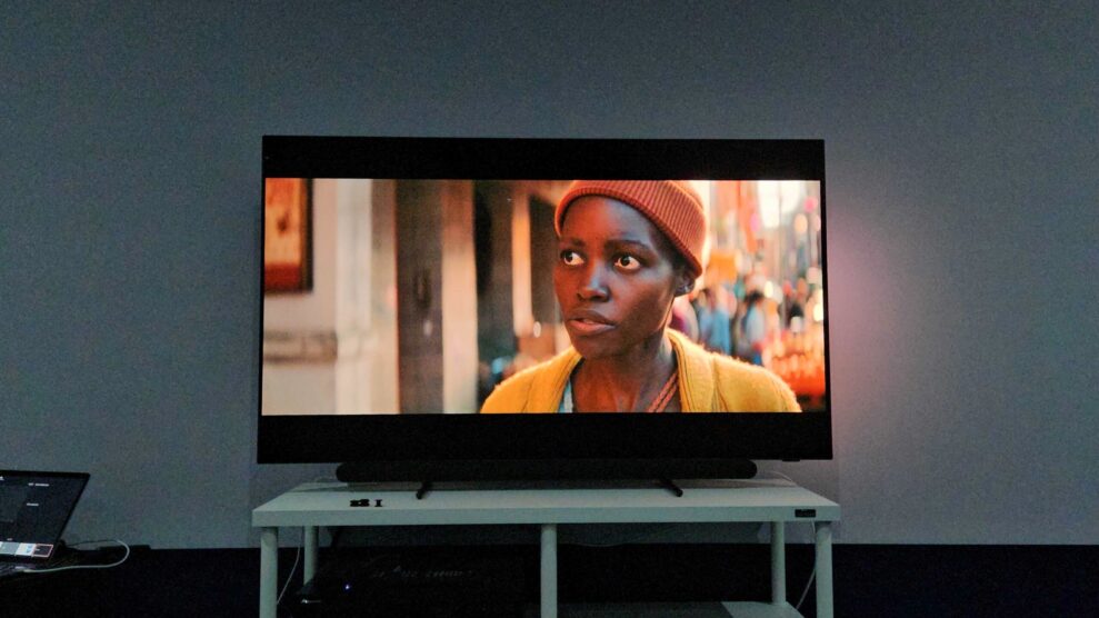 Philips OLED+911 TP Vision Unboxed 2026