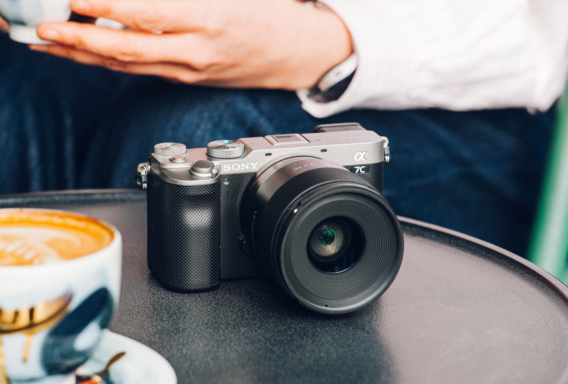 Samyang AF 35 mm f/1,8 P lanceret