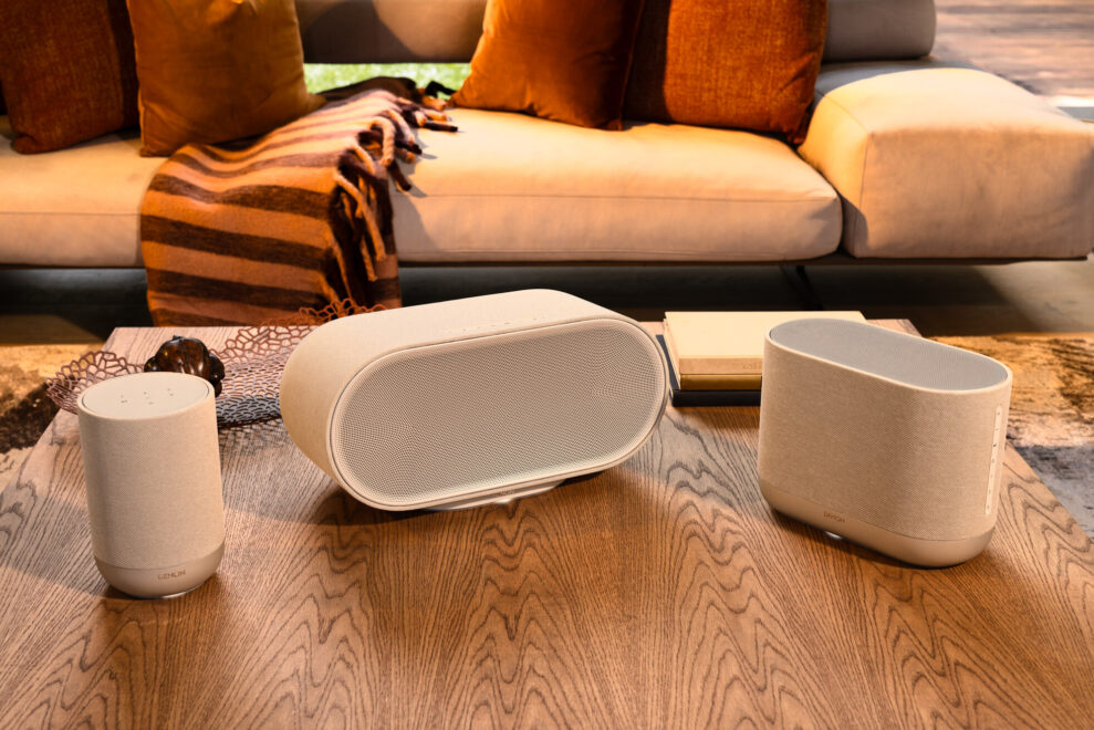 Low Denon Home 200 400 600 White Lifestyle 04