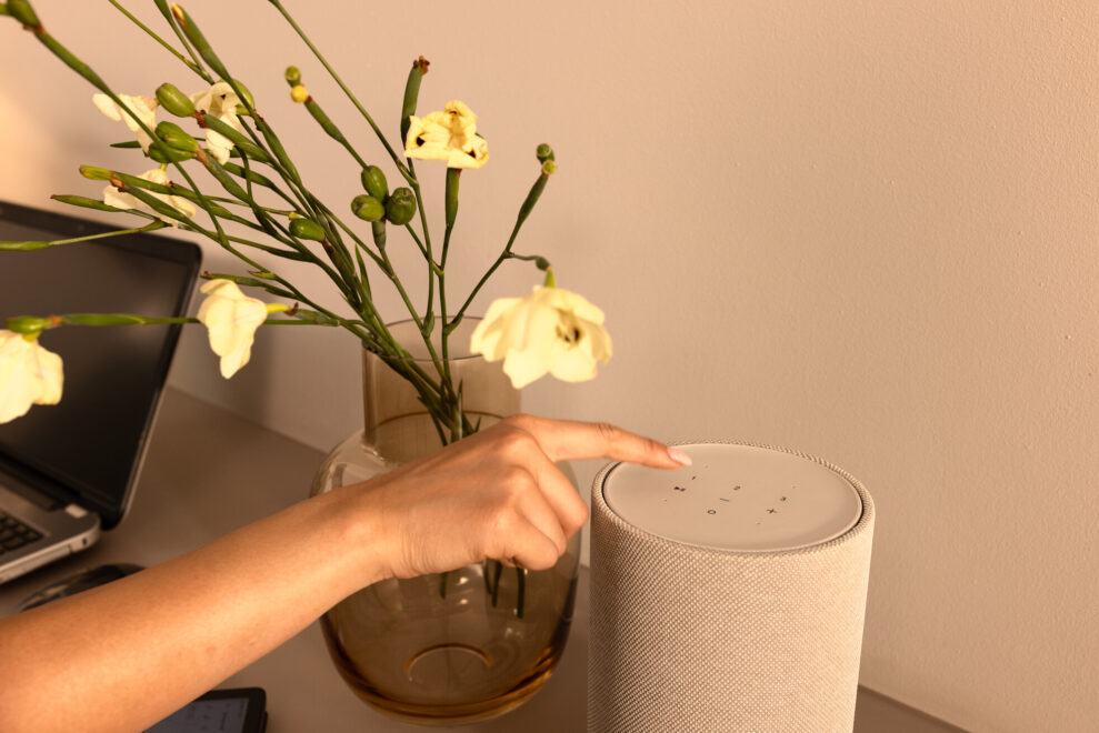 Low Denon Home 200 White Lifestyle 16