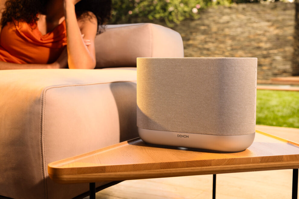 Low Denon Home 400 White Lifestyle 21