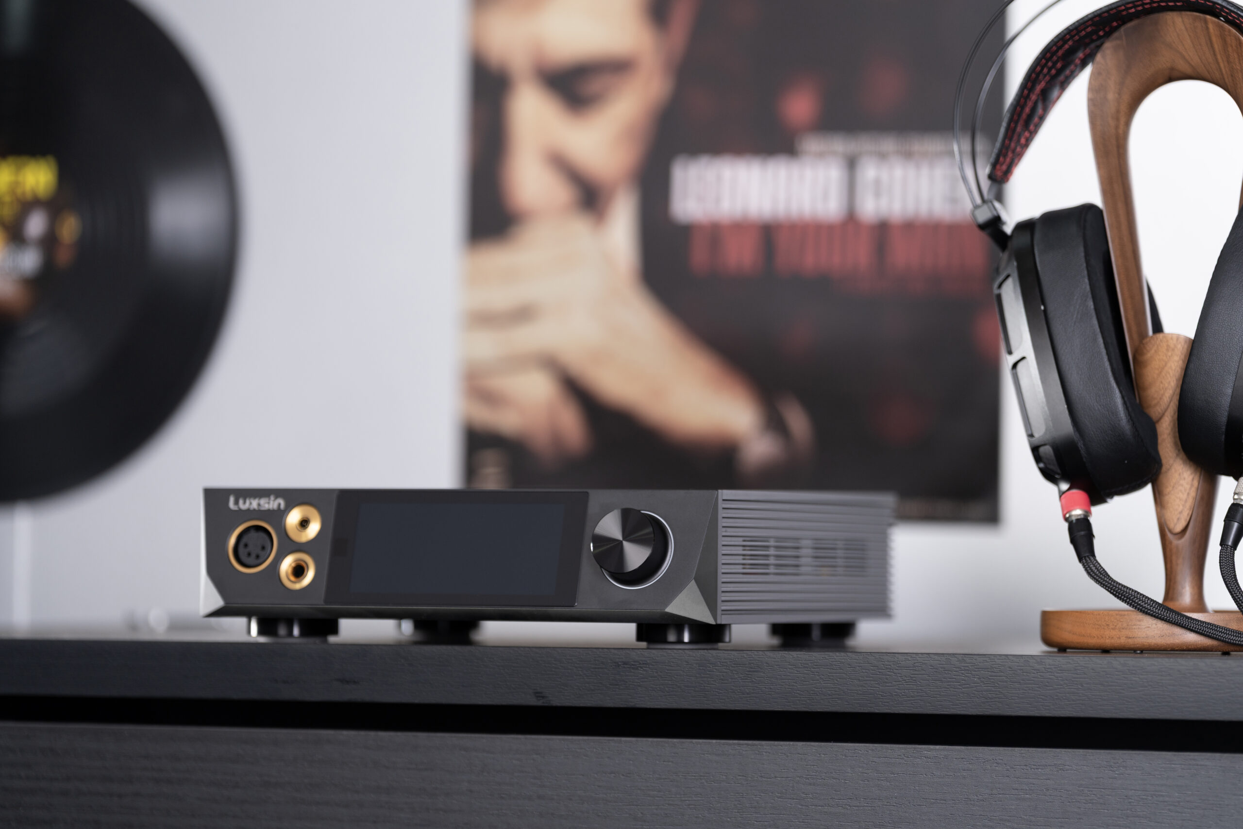 Luksuriøse Luxsin 1 Luxsin X8 horlurar scaled