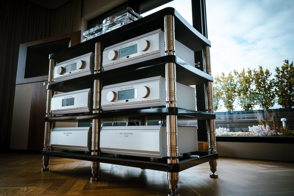 MUSICAL FIDELITY NUVISTA ULTRA EQUIPMENT RACK 5