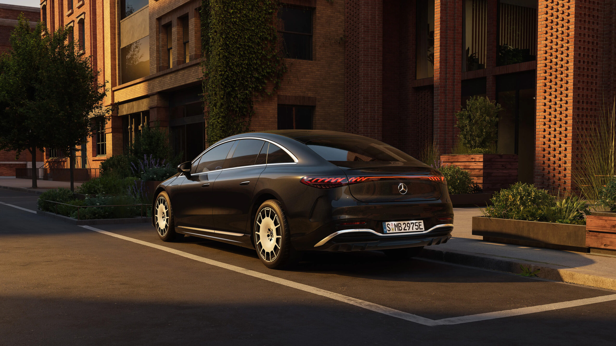 Merzedes Benz EQS 2026 rear scaled 1